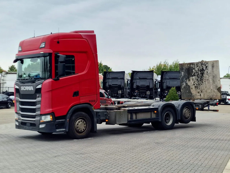 Scania S500 NGS Highline 6x2 - BDF - Full air - Loadlift - Navi - Retarder - Camión portacontenedore/ Intercambiable: foto 3 Scania S500 NGS Highline 6x2 - BDF - Full air - Loadlift - Navi - Retarder - Camión portacontenedore/ Intercambiable: foto 3
