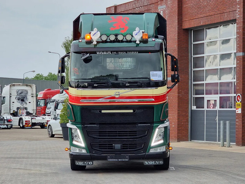Volvo FH 13.540 6x4 - HIAB / Loglift F125Z 80 Crane - Krane - Grua year 2019 - Camión forestal, Camión grúa: foto 4 Volvo FH 13.540 6x4 - HIAB / Loglift F125Z 80 Crane - Krane - Grua year 2019 - Camión forestal, Camión grúa: foto 4