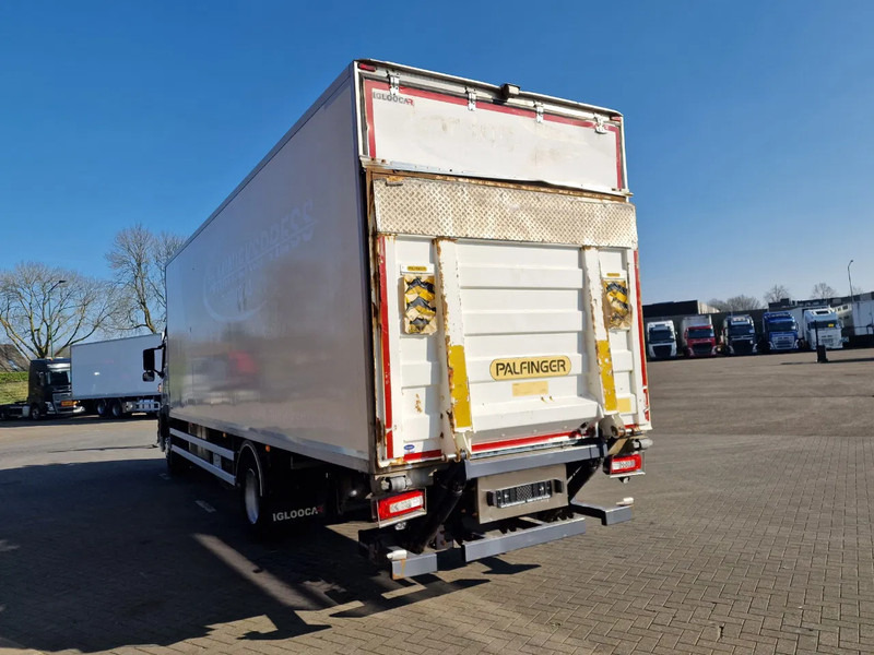 Volvo FM 330 4x2 - Carrier MT 18 Frigo - Loadlift - Full air - Sleepercab - Camión frigorífico: foto 5 Volvo FM 330 4x2 - Carrier MT 18 Frigo - Loadlift - Full air - Sleepercab - Camión frigorífico: foto 5