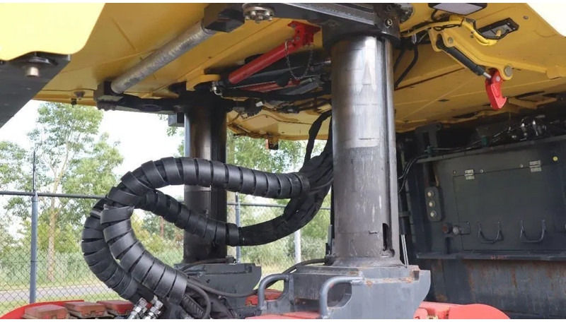 Leasing de Bomag BM 2200/75 | COLD PLANER | NEW CONDITION! Bomag BM 2200/75 | COLD PLANER | NEW CONDITION!: foto 11