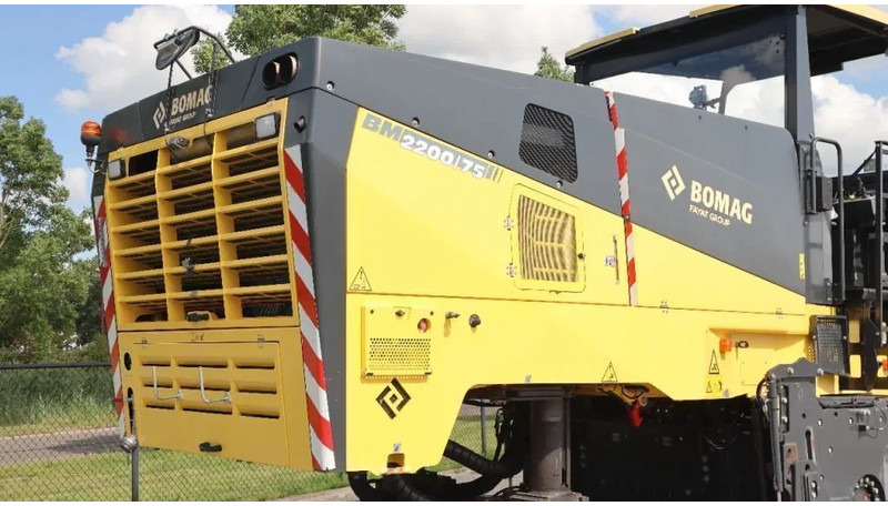 Leasing de Bomag BM 2200/75 | COLD PLANER | NEW CONDITION! Bomag BM 2200/75 | COLD PLANER | NEW CONDITION!: foto 8