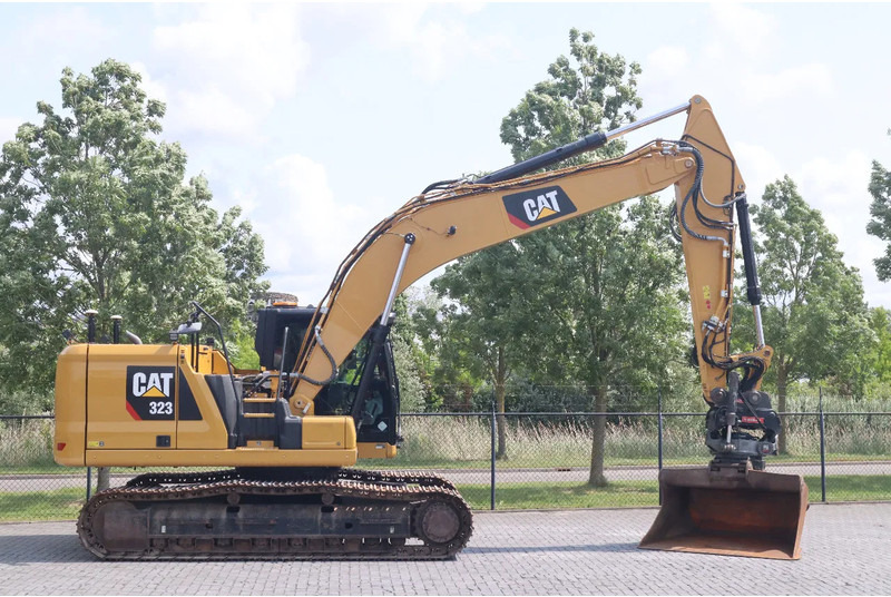 Caterpillar 323 07A | ROTOTILT | GPS | OILQUICK | FULL OPTION - Excavadora de cadenas: foto 4 Caterpillar 323 07A | ROTOTILT | GPS | OILQUICK | FULL OPTION - Excavadora de cadenas: foto 4