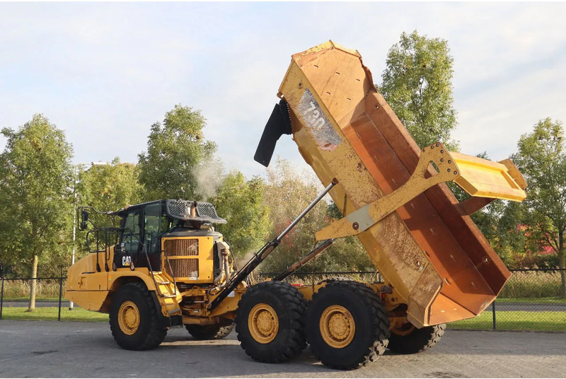 Caterpillar 730 04A | TAILGATE | LOW HOURS - Dúmper articulado: foto 3 Caterpillar 730 04A | TAILGATE | LOW HOURS - Dúmper articulado: foto 3