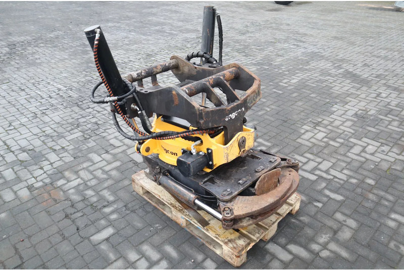 Engcon S80 | KM80 | GRIPPER | AUX HYDR. | GOOD CONDITION - Rotor basculante para Maquinaria de construcción: foto 3 Engcon S80 | KM80 | GRIPPER | AUX HYDR. | GOOD CONDITION - Rotor basculante para Maquinaria de construcción: foto 3