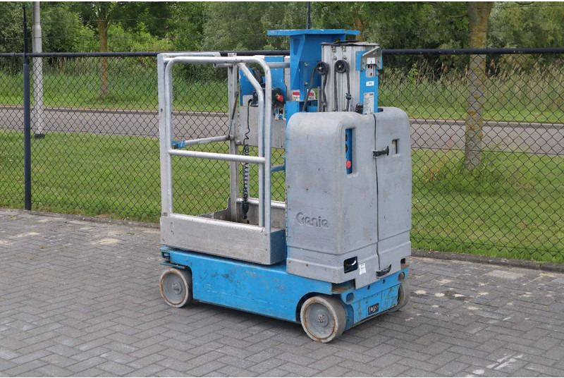 Genie GR-12 | 5.45 METER | 227 KG | MULTIPLE UNITS - Plataforma elevadora: foto 3 Genie GR-12 | 5.45 METER | 227 KG | MULTIPLE UNITS - Plataforma elevadora: foto 3