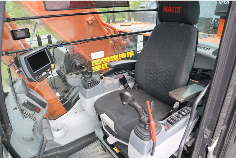 Excavadora de cadenas Hitachi ZX300 LC-6 | ROTOTILT | BUCKET | GPS: foto 16
