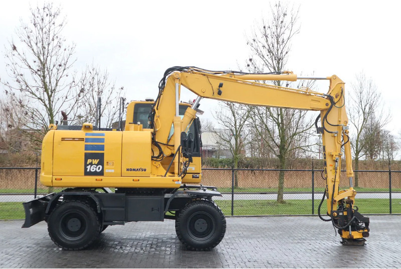 Komatsu PW 160-10 | ROTOTILT | NEW TIRES - Excavadora de ruedas: foto 4 Komatsu PW 160-10 | ROTOTILT | NEW TIRES - Excavadora de ruedas: foto 4