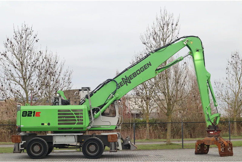 Sennebogen 821E | 821 E | SORTING GRAB | DOZERBLADE | GREAT CONDITION - Manipulador de materiales: foto 4 Sennebogen 821E | 821 E | SORTING GRAB | DOZERBLADE | GREAT CONDITION - Manipulador de materiales: foto 4