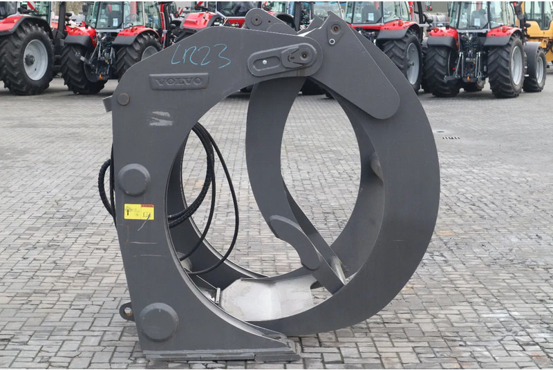 Volvo 80834 | 1.8 M2 | L60/L70/L90 | LOG GRAPPLE | HOLZGREIFER | WOOD CLAMP - Remolque forestal: foto 4 Volvo 80834 | 1.8 M2 | L60/L70/L90 | LOG GRAPPLE | HOLZGREIFER | WOOD CLAMP - Remolque forestal: foto 4