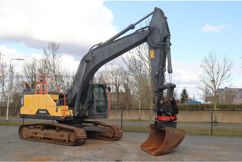 Volvo EC250EL | EC 250 EL | ROTOTILT | BUCKET - Excavadora de cadenas: foto 5 Volvo EC250EL | EC 250 EL | ROTOTILT | BUCKET - Excavadora de cadenas: foto 5