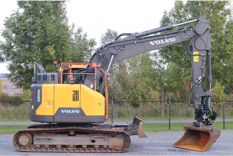 Volvo ECR145E | ECR145 EL | TILTROTATOR | 3X BUCKET | DIG ASSIST | DOZER - Excavadora de cadenas: foto 4 Volvo ECR145E | ECR145 EL | TILTROTATOR | 3X BUCKET | DIG ASSIST | DOZER - Excavadora de cadenas: foto 4