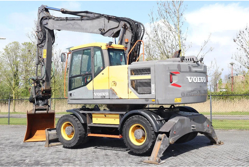 Volvo EW 220 E | TILTROTATOR | BUCKET | 2-PIECE | BSS - Excavadora de ruedas: foto 3 Volvo EW 220 E | TILTROTATOR | BUCKET | 2-PIECE | BSS - Excavadora de ruedas: foto 3