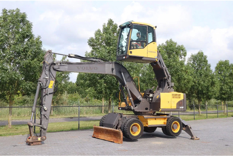 Volvo EW160 C | QUICK COUPLER | ELEVATING CABIN | UMSCHLAG - Manipulador de materiales: foto 2 Volvo EW160 C | QUICK COUPLER | ELEVATING CABIN | UMSCHLAG - Manipulador de materiales: foto 2