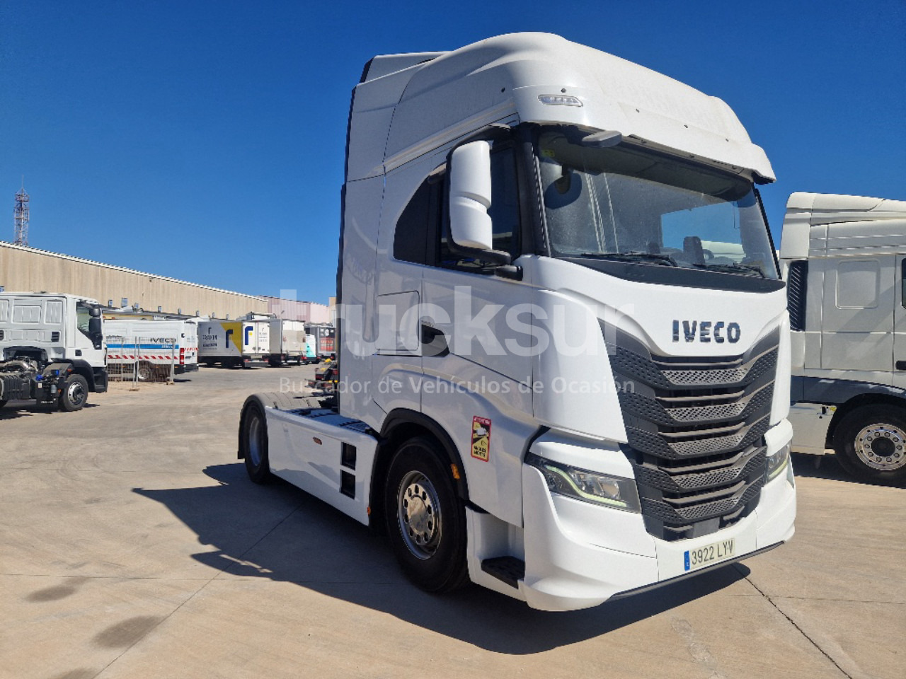 IVECO S-WAY AS440S49T/P - Cabeza tractora: foto 2 IVECO S-WAY AS440S49T/P - Cabeza tractora: foto 2