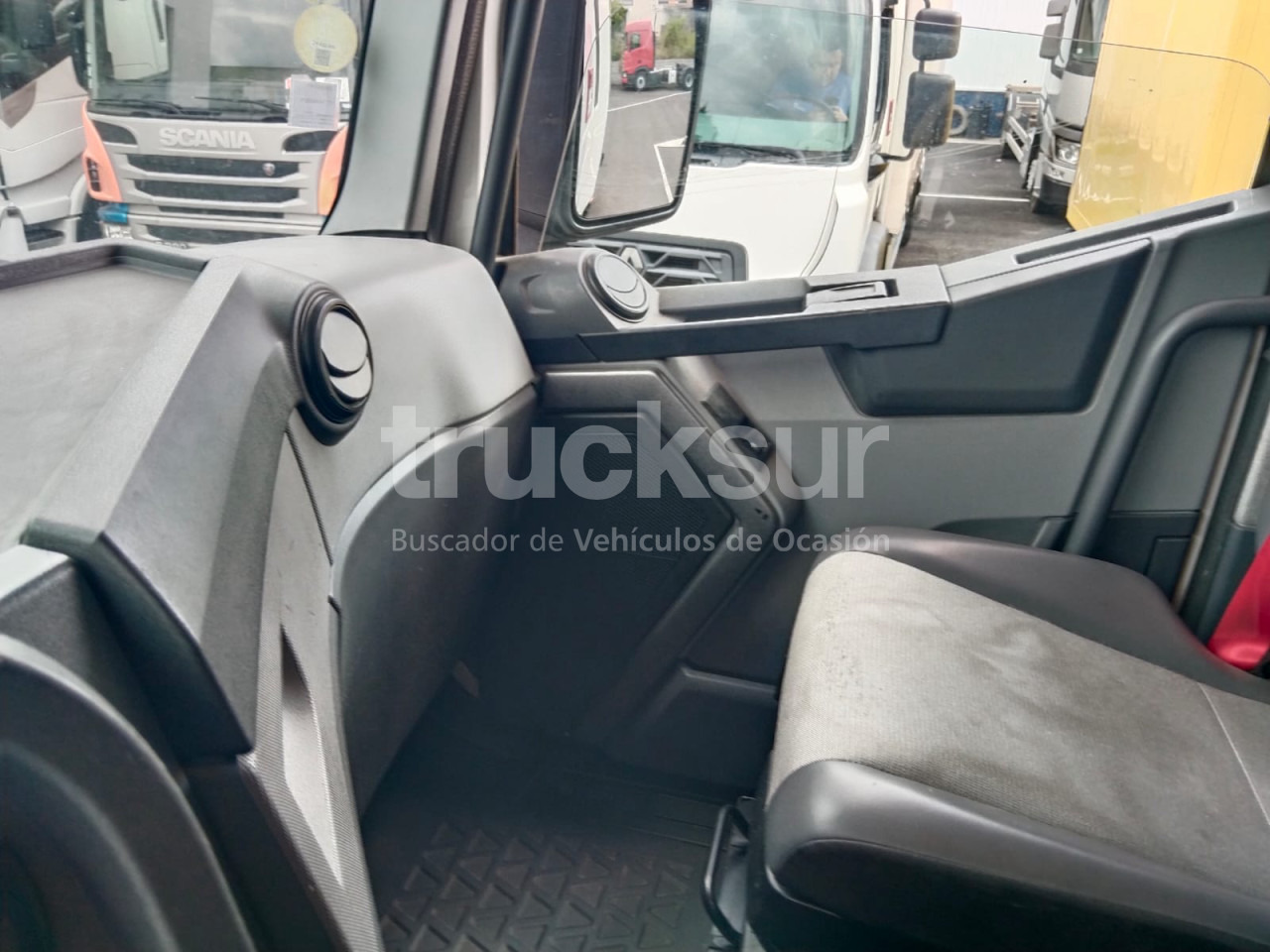 Cabeza tractora RENAULT T480 SLEEPER CAB: foto 15