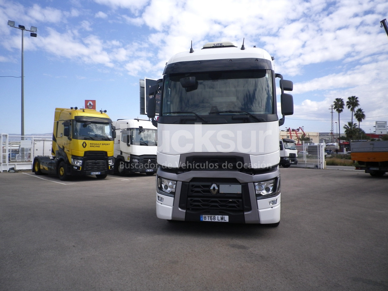 RENAULT T520 HIGH SLEEPER CAB - Cabeza tractora: foto 4 RENAULT T520 HIGH SLEEPER CAB - Cabeza tractora: foto 4