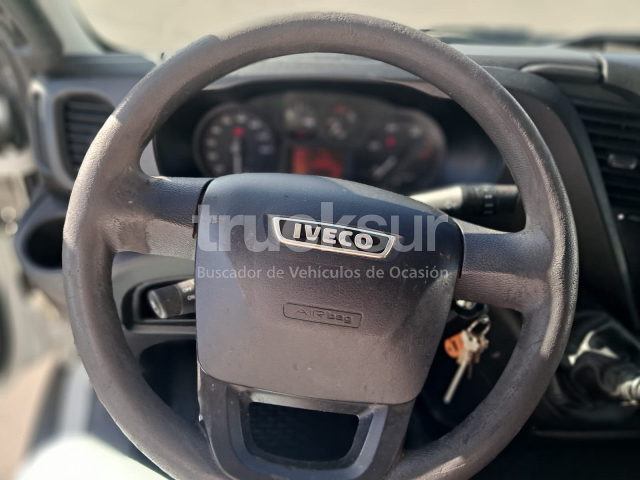 Camión caja cerrada IVECO DAILY 72C18 FRC-X THK: foto 10 Camión caja cerrada IVECO DAILY 72C18 FRC-X THK: foto 10