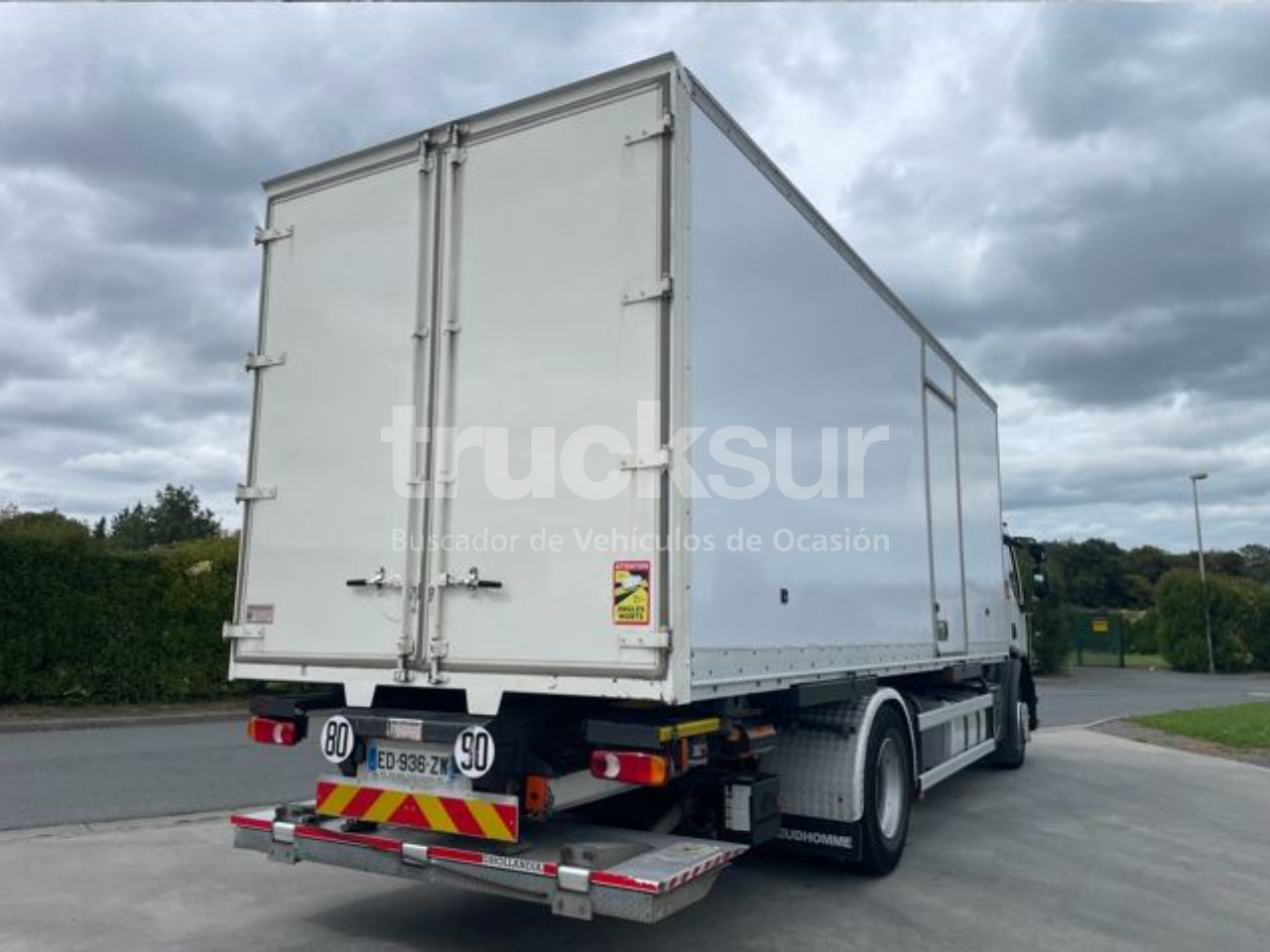 RENAULT D280.18 - Camión caja cerrada: foto 3 RENAULT D280.18 - Camión caja cerrada: foto 3