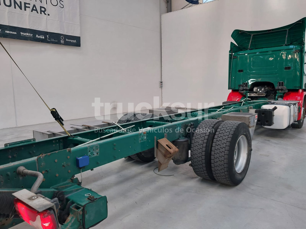 Camión chasis SCANIA P280.18: foto 12