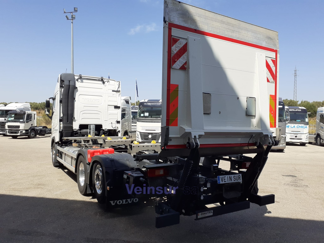 VOLVO FH4 I-SAVE - Camión: foto 4 VOLVO FH4 I-SAVE - Camión: foto 4