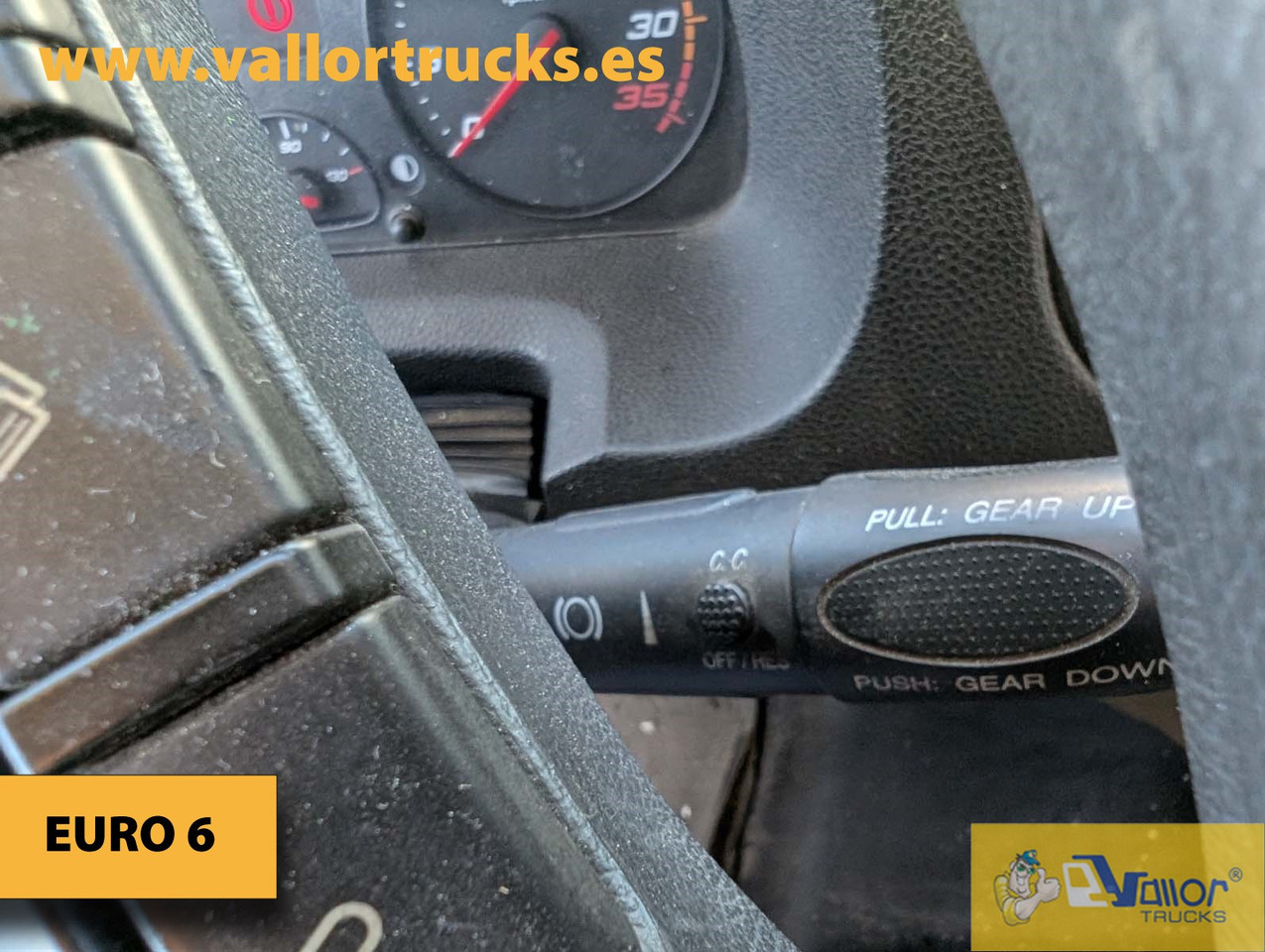 IVECO Eurocargo 90E220 - Camión caja cerrada: foto 4 IVECO Eurocargo 90E220 - Camión caja cerrada: foto 4