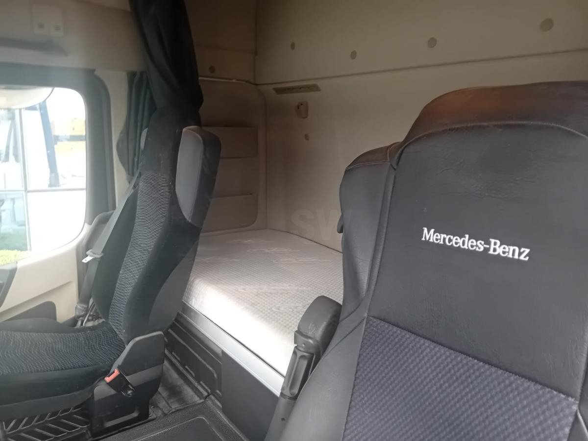 Mercedes Actros 1845 - Cabeza tractora: foto 4 Mercedes Actros 1845 - Cabeza tractora: foto 4