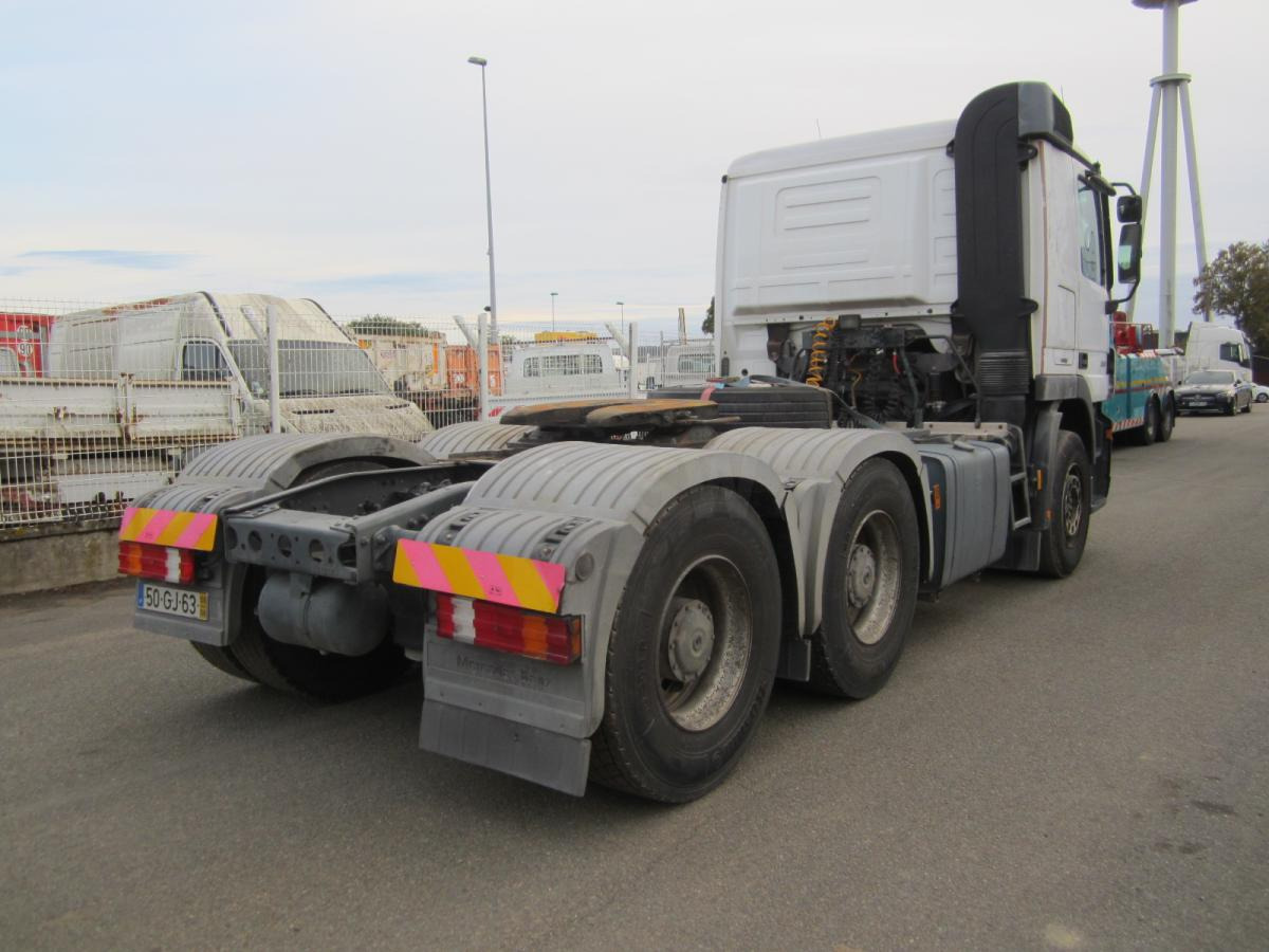 Cabeza tractora Mercedes Actros 2651: foto 9
