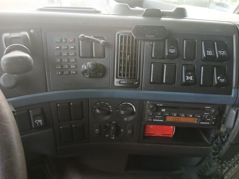 Cabeza tractora Volvo FH 520: foto 9