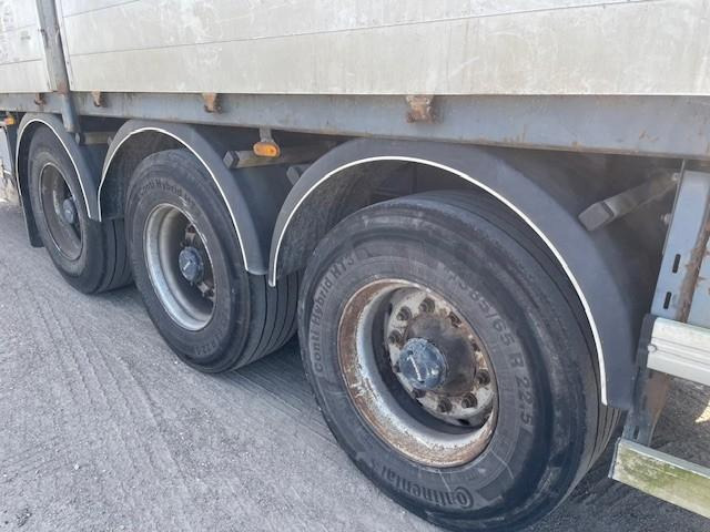 GT TRAILERS - Semirremolque plataforma/ Caja abierta: foto 4 GT TRAILERS - Semirremolque plataforma/ Caja abierta: foto 4