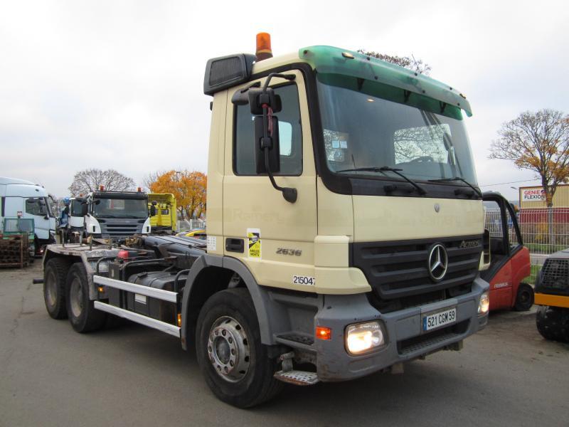 Mercedes Actros 2636 - Camión multibasculante: foto 1 Mercedes Actros 2636 - Camión multibasculante: foto 1