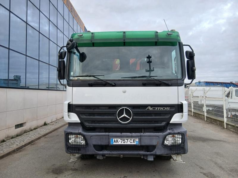 Mercedes Actros 3336 - Camión volquete: foto 2 Mercedes Actros 3336 - Camión volquete: foto 2