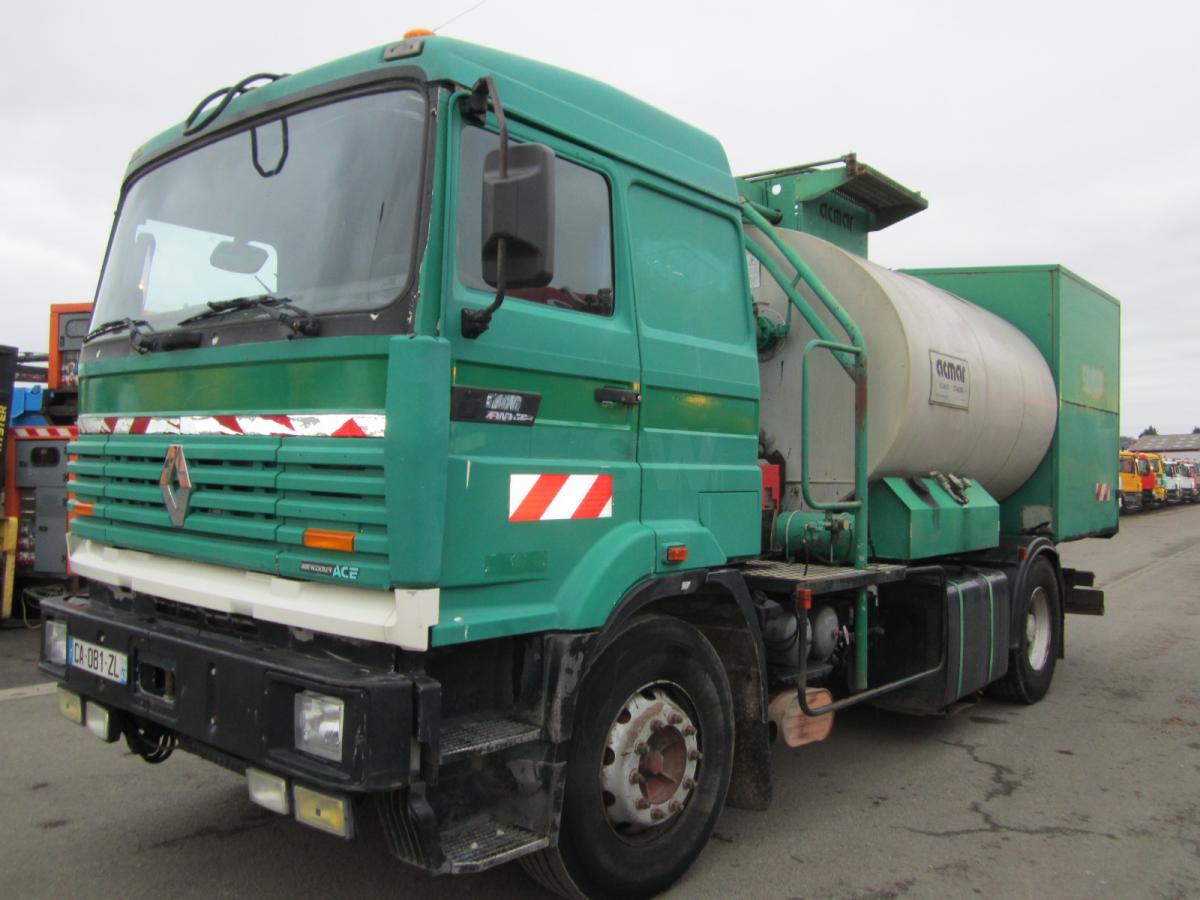 Renault G 340 TI MANAGER - Camión cisterna, Construcción de carreteras: foto 1 Renault G 340 TI MANAGER - Camión cisterna, Construcción de carreteras: foto 1