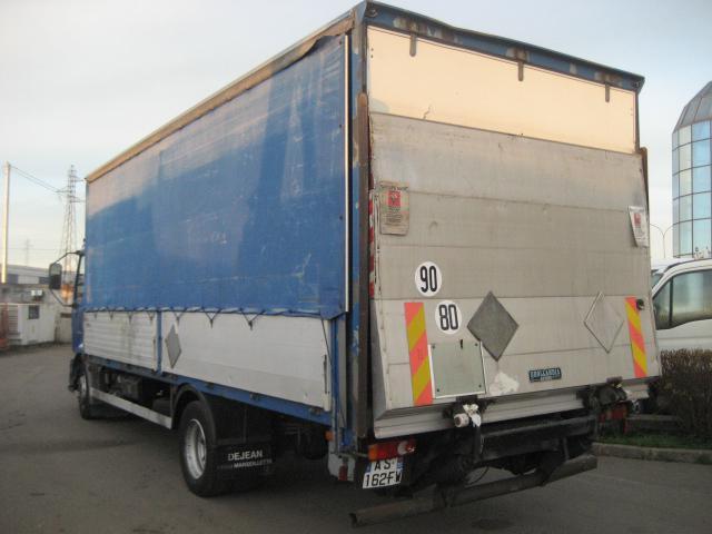 Renault Midlum 180 - Camión lona: foto 4 Renault Midlum 180 - Camión lona: foto 4