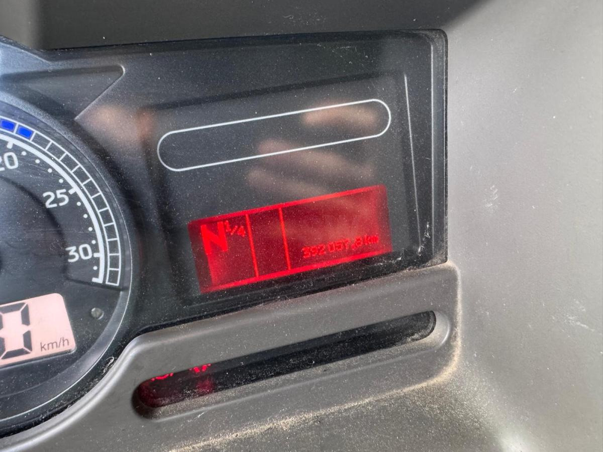 Camión cisterna para transporte de combustible Renault Premium 370 DXI: foto 24