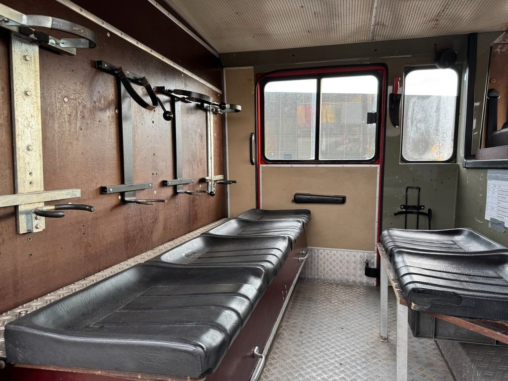 Camión Mercedes-Benz 1117 4x2 Fire truck - Feuerwehr  - Tankspritze: foto 11