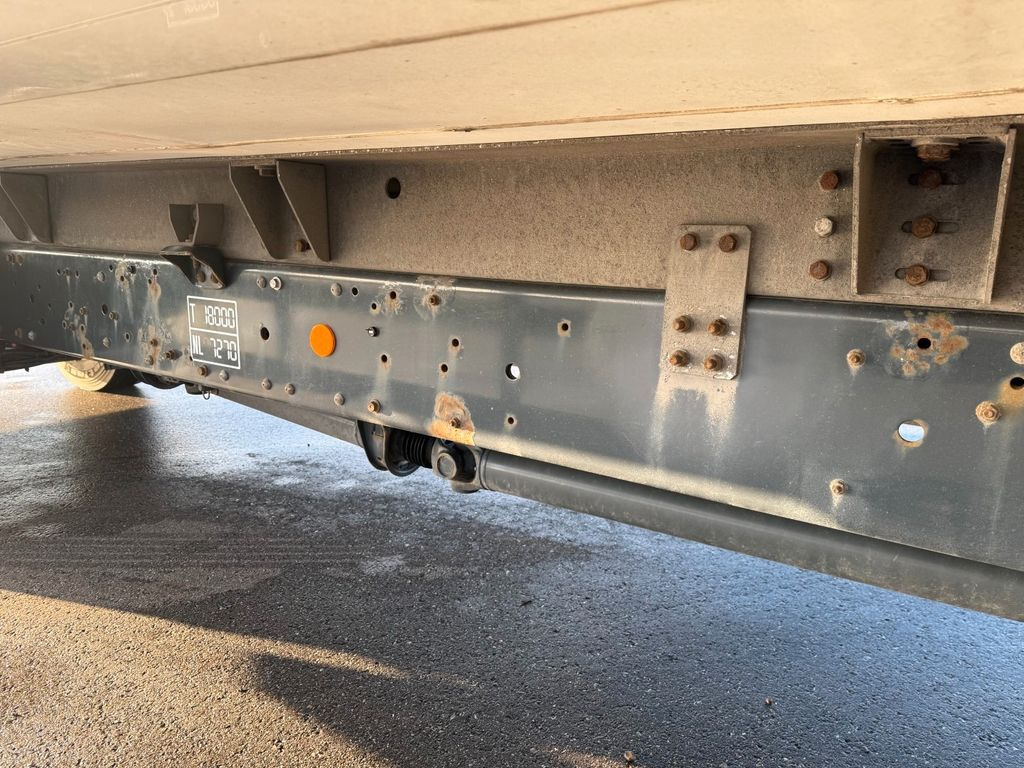 Camión frigorífico Iveco 180E32 Schmitz / Thermo King T-1200R Spectrum: foto 19