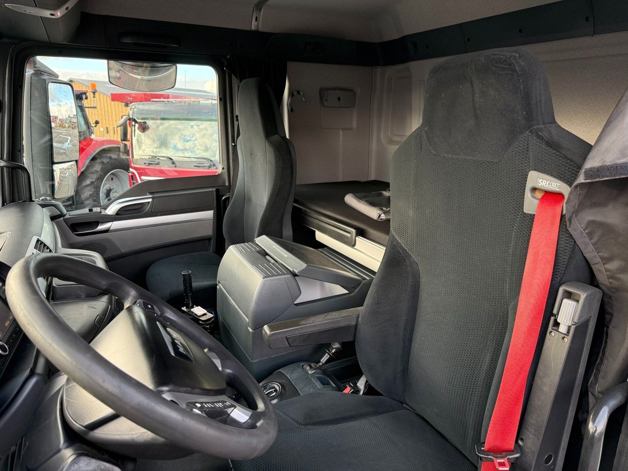 Camión cisterna MAN TGS 35.480 8x2*6 Euro 6 23.000 l ADR Tanktruck: foto 14 Camión cisterna MAN TGS 35.480 8x2*6 Euro 6 23.000 l ADR Tanktruck: foto 14