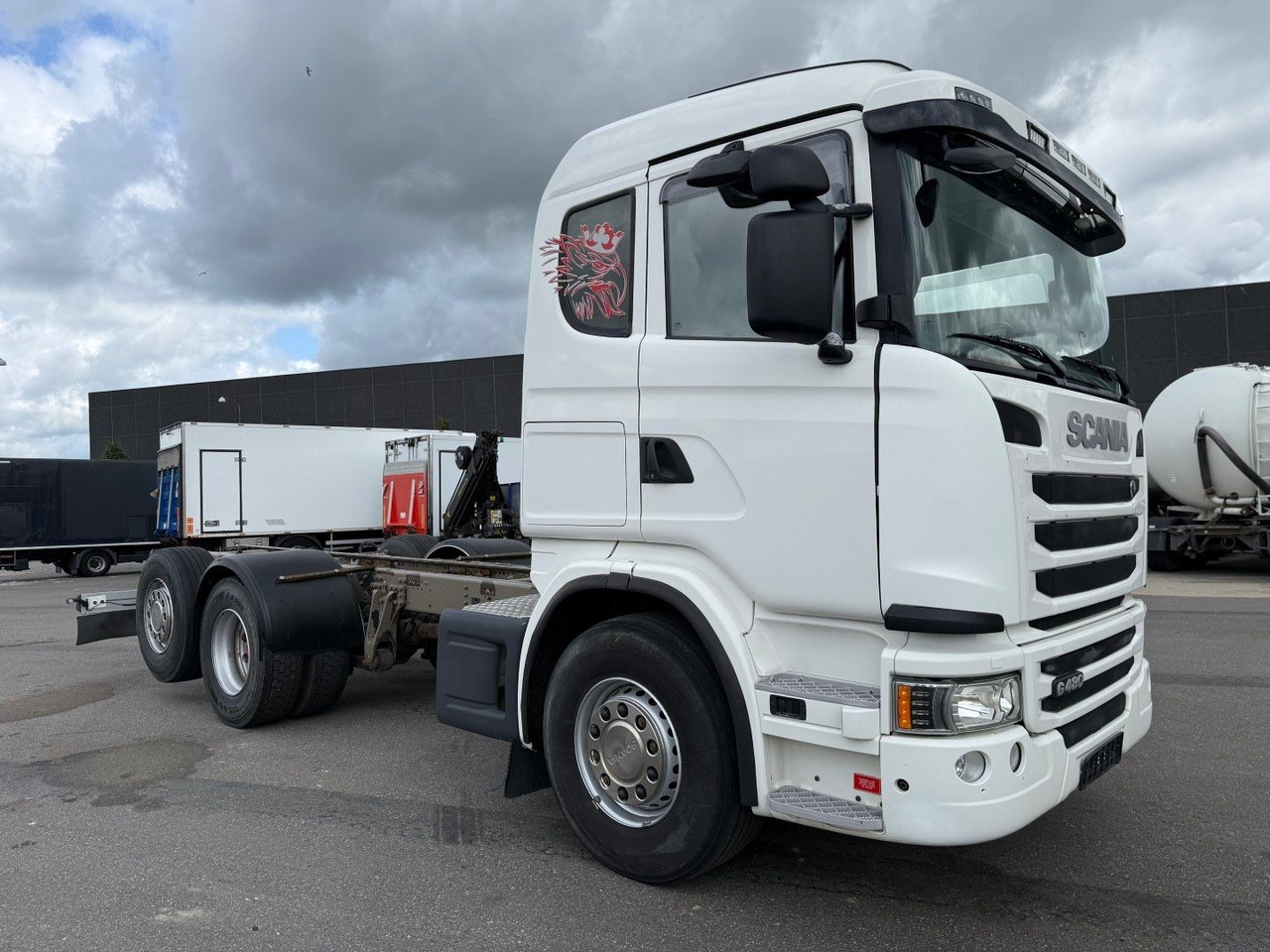 Scania G480 6x2*4 ADR Chassis / Fahrgestell / Retarder - Camión chasis: foto 2 Scania G480 6x2*4 ADR Chassis / Fahrgestell / Retarder - Camión chasis: foto 2