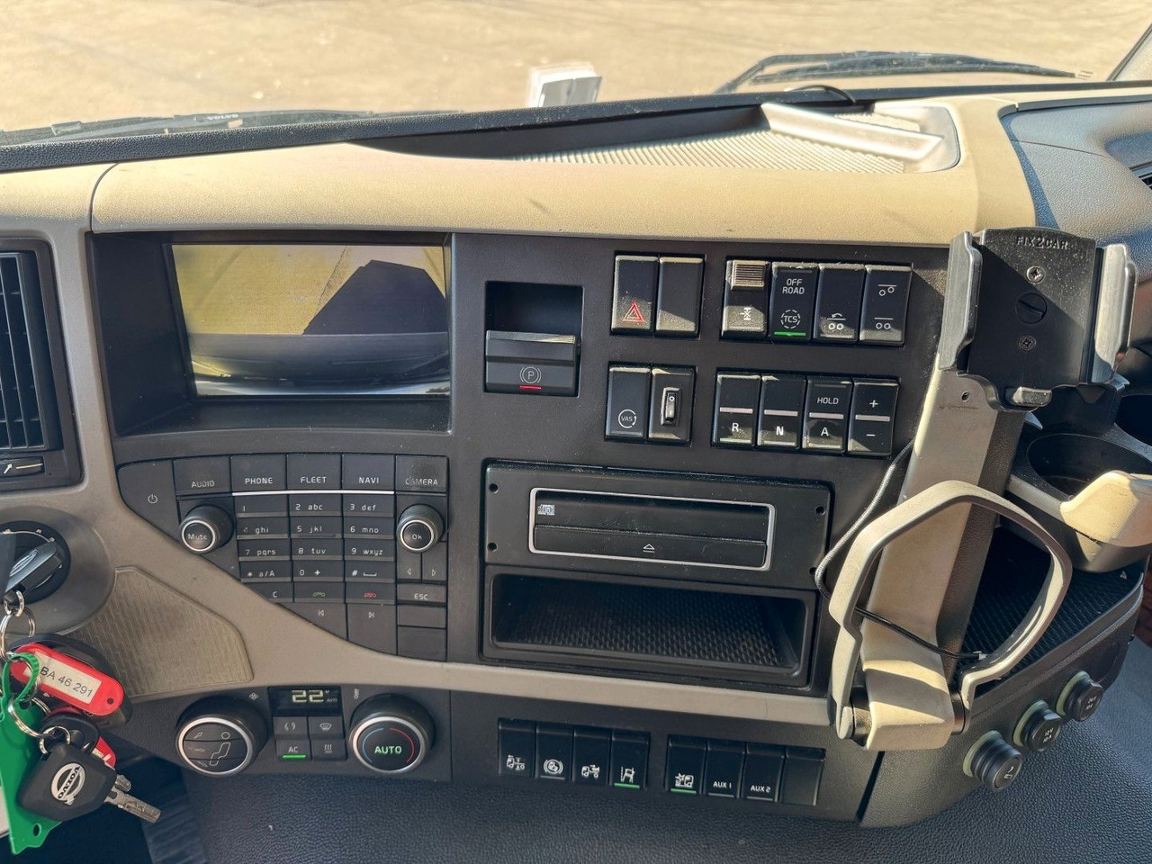 Camión frigorífico nuevo Volvo FM330 6x2*4 Carrier Supra 1250 Mt / 9.3 m Koffer: foto 7