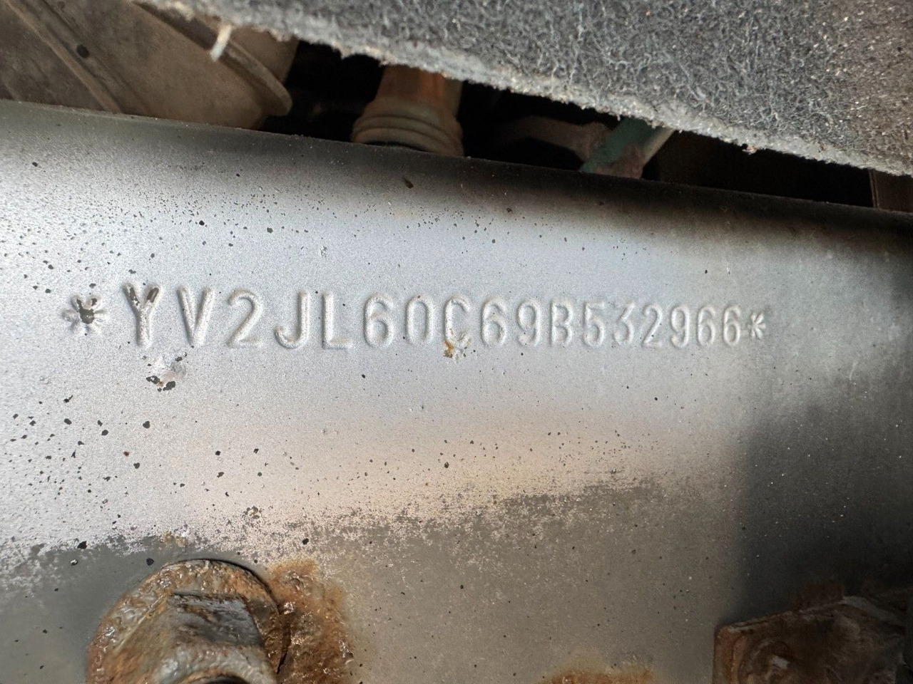 Camión grúa Volvo FM340 6x2*4 Kipper / Palfinger Epsilon 150Z96: foto 10 Camión grúa Volvo FM340 6x2*4 Kipper / Palfinger Epsilon 150Z96: foto 10