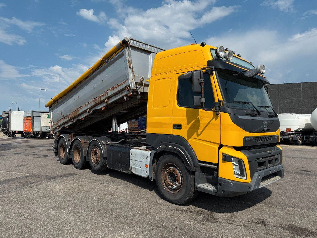 Volvo FMX500 8x4/4 Steel tipper Volvo FMX500 8x4/4 Steel tipper - Camión volquete: foto 2 Volvo FMX500 8x4/4 Steel tipper Volvo FMX500 8x4/4 Steel tipper - Camión volquete: foto 2