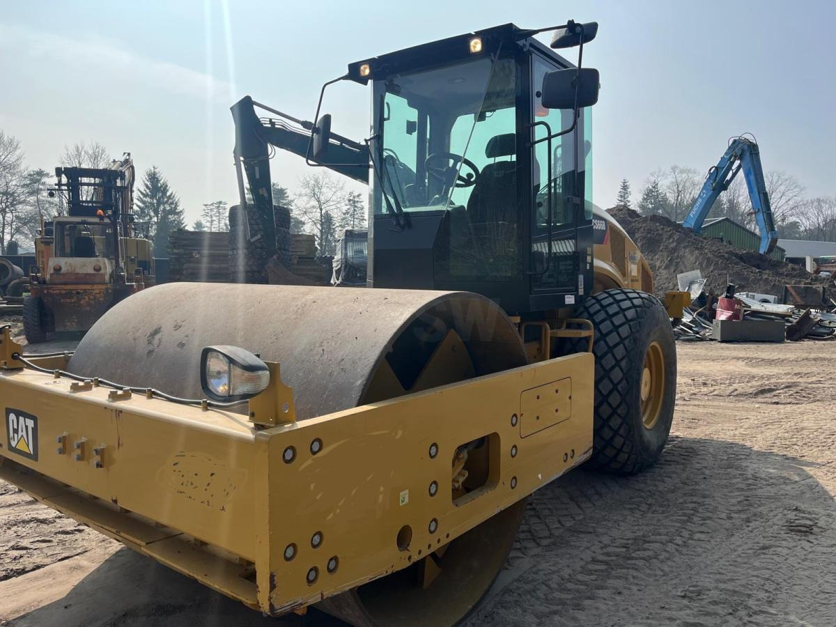 Caterpillar CS66B - Compactador: foto 3 Caterpillar CS66B - Compactador: foto 3