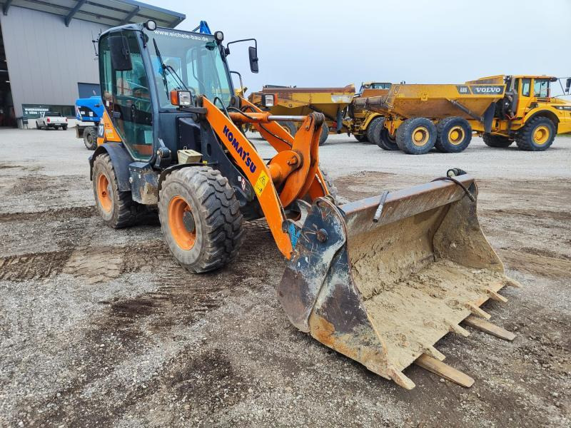 Komatsu WA70-7 - Cargadora de ruedas: foto 2 Komatsu WA70-7 - Cargadora de ruedas: foto 2