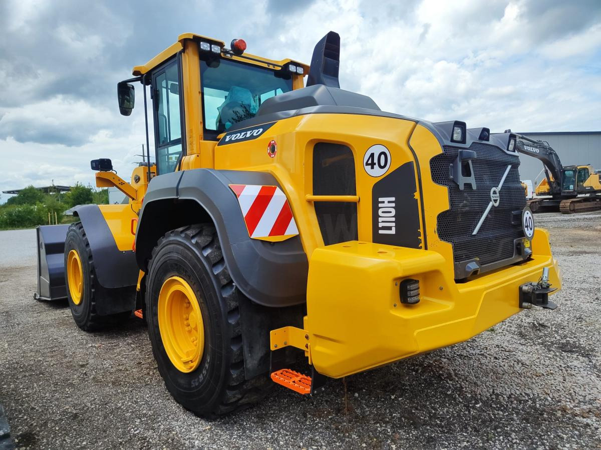 Cargadora de ruedas Volvo L110H: foto 1