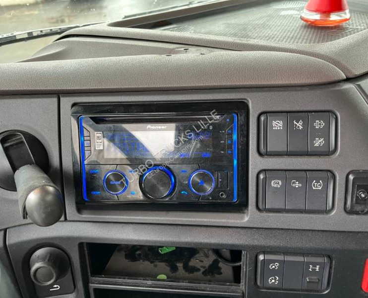 Cabeza tractora DAF XF 480: foto 6