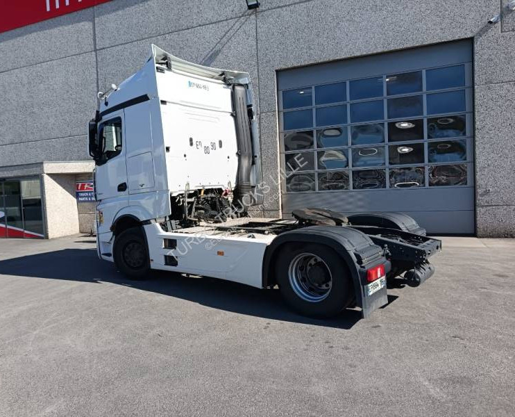 Mercedes Actros 1846 - Cabeza tractora: foto 4 Mercedes Actros 1846 - Cabeza tractora: foto 4