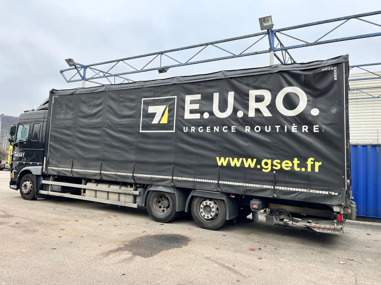 DAF XF FAN 440 - Camión portacontenedore/ Intercambiable: foto 3 DAF XF FAN 440 - Camión portacontenedore/ Intercambiable: foto 3