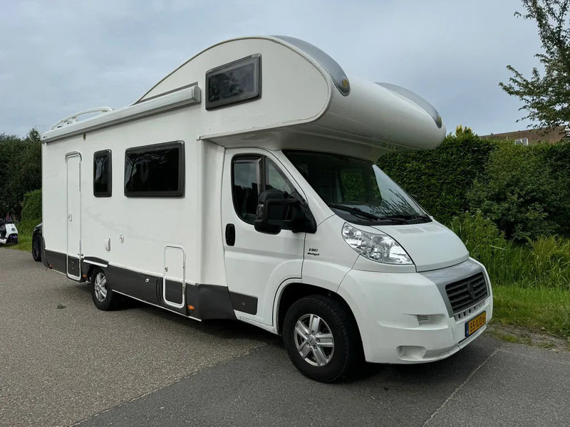 Fiat RIMOR EUROPEO 63 Alkoof, 2x airco, luifel, voortent, EP Level, trekhaak, douche, toilet, 6-zits - Autocaravana capuchina: foto 1 Fiat RIMOR EUROPEO 63 Alkoof, 2x airco, luifel, voortent, EP Level, trekhaak, douche, toilet, 6-zits - Autocaravana capuchina: foto 1