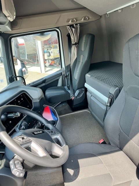 Cabeza tractora DAF NGD XF 480: foto 6