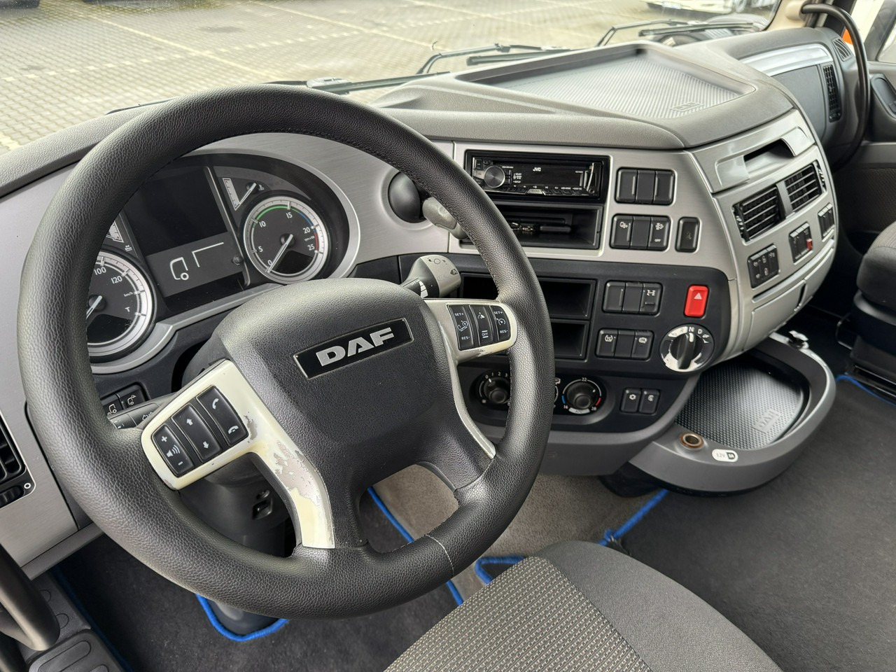 Leasing de DAF XF 460 SSC E6 Standard Klima Postojowa DAF XF 460 SSC E6 Standard Klima Postojowa: foto 22
